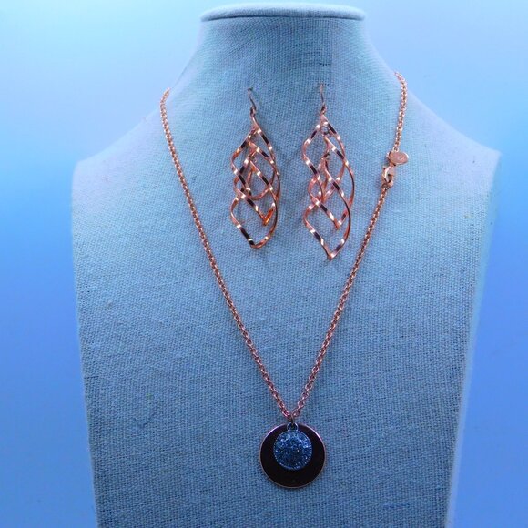 EXPRESS ROSE GOLD COLORED NECKLACE AND14K Rose Gold Plated DANGLE EARRING SET - Picture 1 of 9
